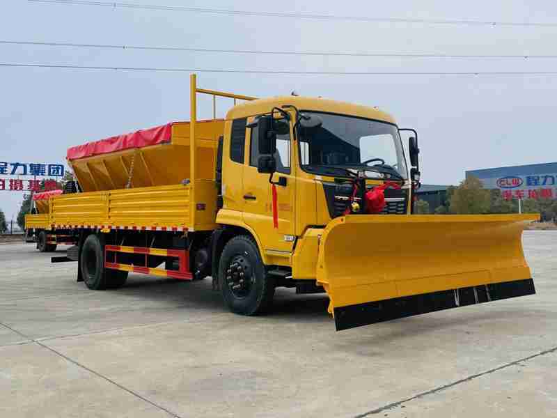 東風(fēng)天錦除雪車